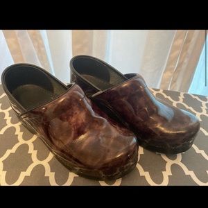 Danskin  Metallic Shoes